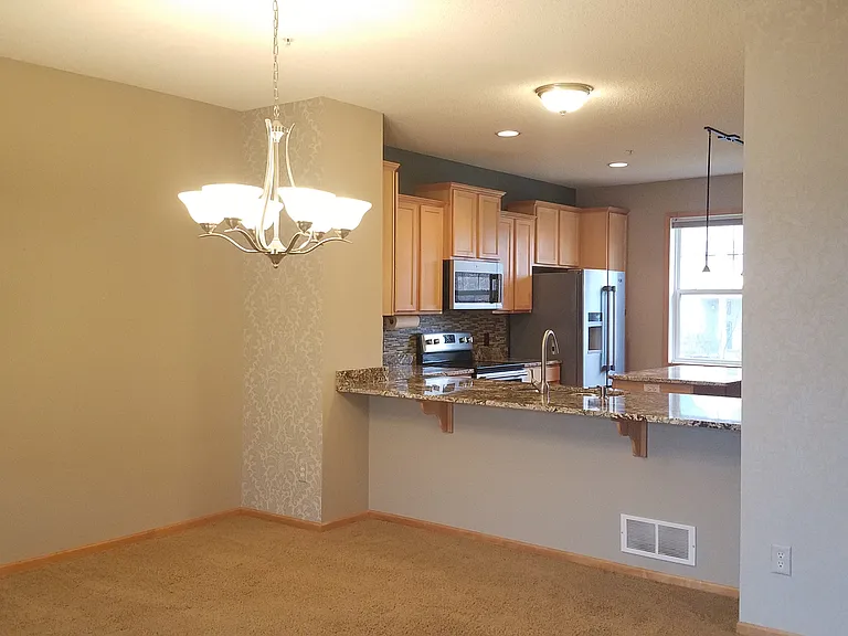 11749 Emery Village Dr N — Photo 7