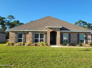 6200 Skimmer Ct, Ocean Springs, MS 39564