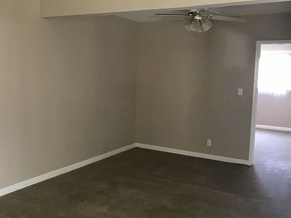 3rd image of 2114 S Mallul Dr APT 04