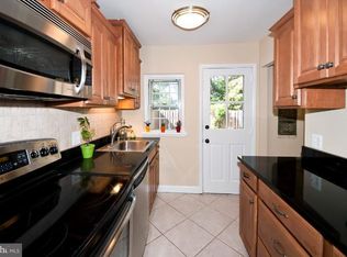 4692 36th St S #B, Arlington, VA 22206