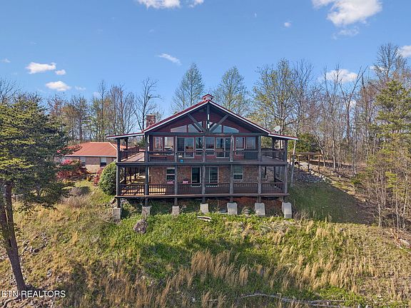 2nd image of 348 Laurel Mountain Rd