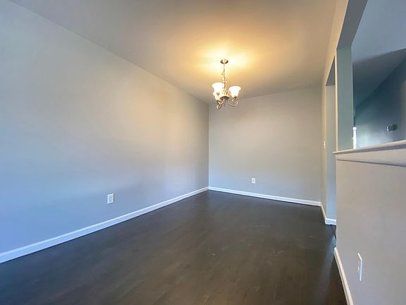 3rd image of 214 Giffords Ln #2F