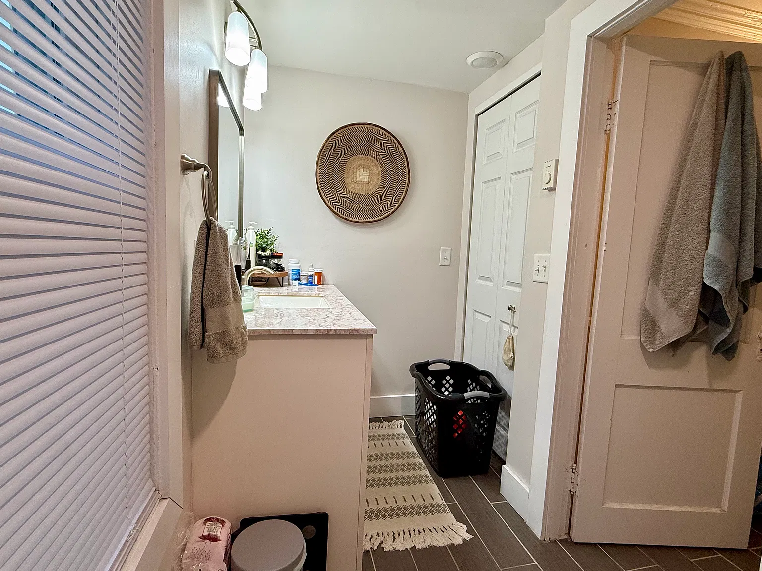 2 bed, 1140 sqft, $2,000 — Photo 4