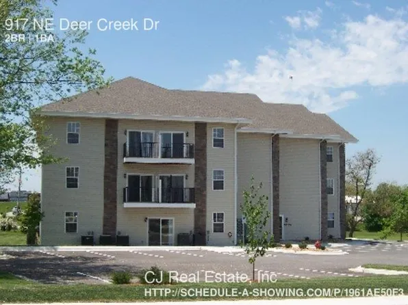 917 NE Deer Creek Dr, Grain Valley, MO 64029