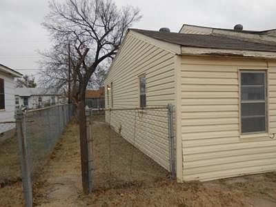 2nd image of 2331 SW Evans Ave