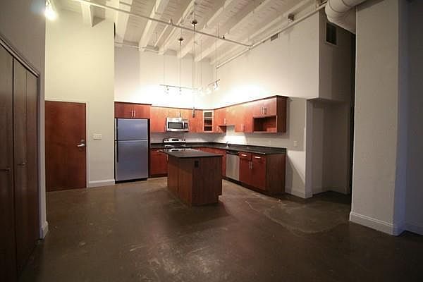 1st image of 24 Mount Vernon St Unit 204