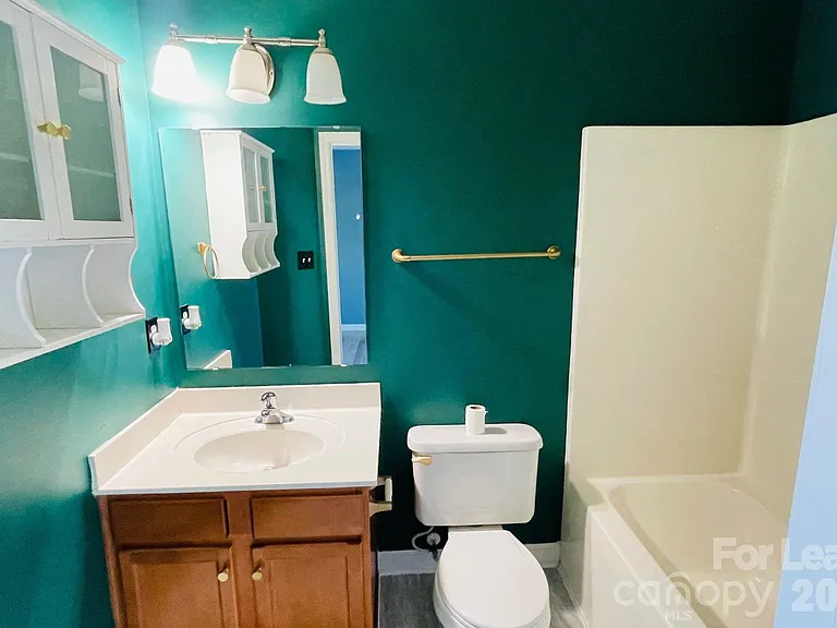5112 Prosperity Church Rd — Photo 10