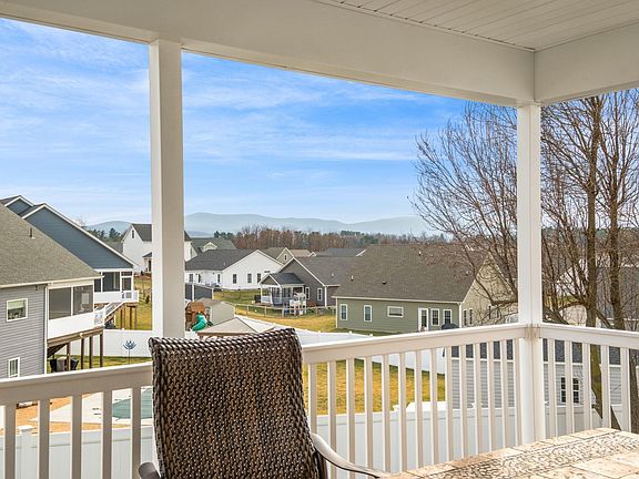 4th image of 142 Lindburgh Dr