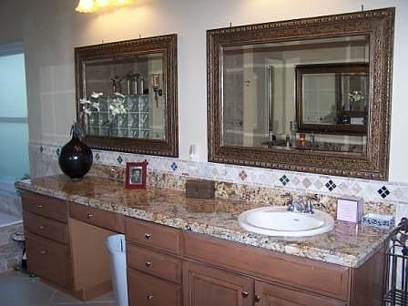 5th image of 28420 Winthrop Cir