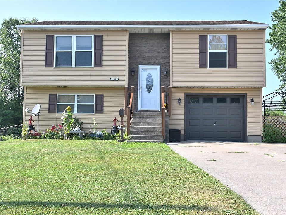 1st image of 232 E Pearl St