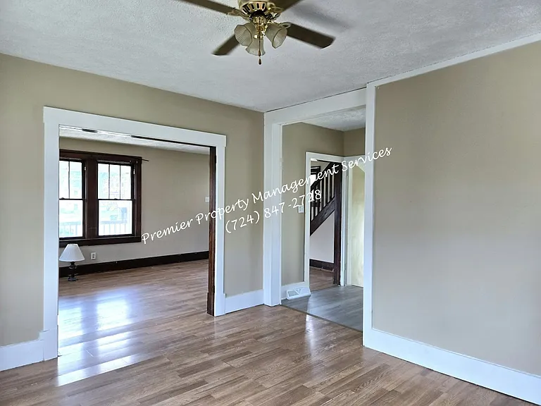 407 Bridge St — Photo 5