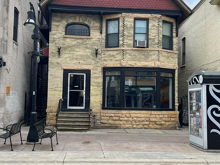 417 State St — Photo 15