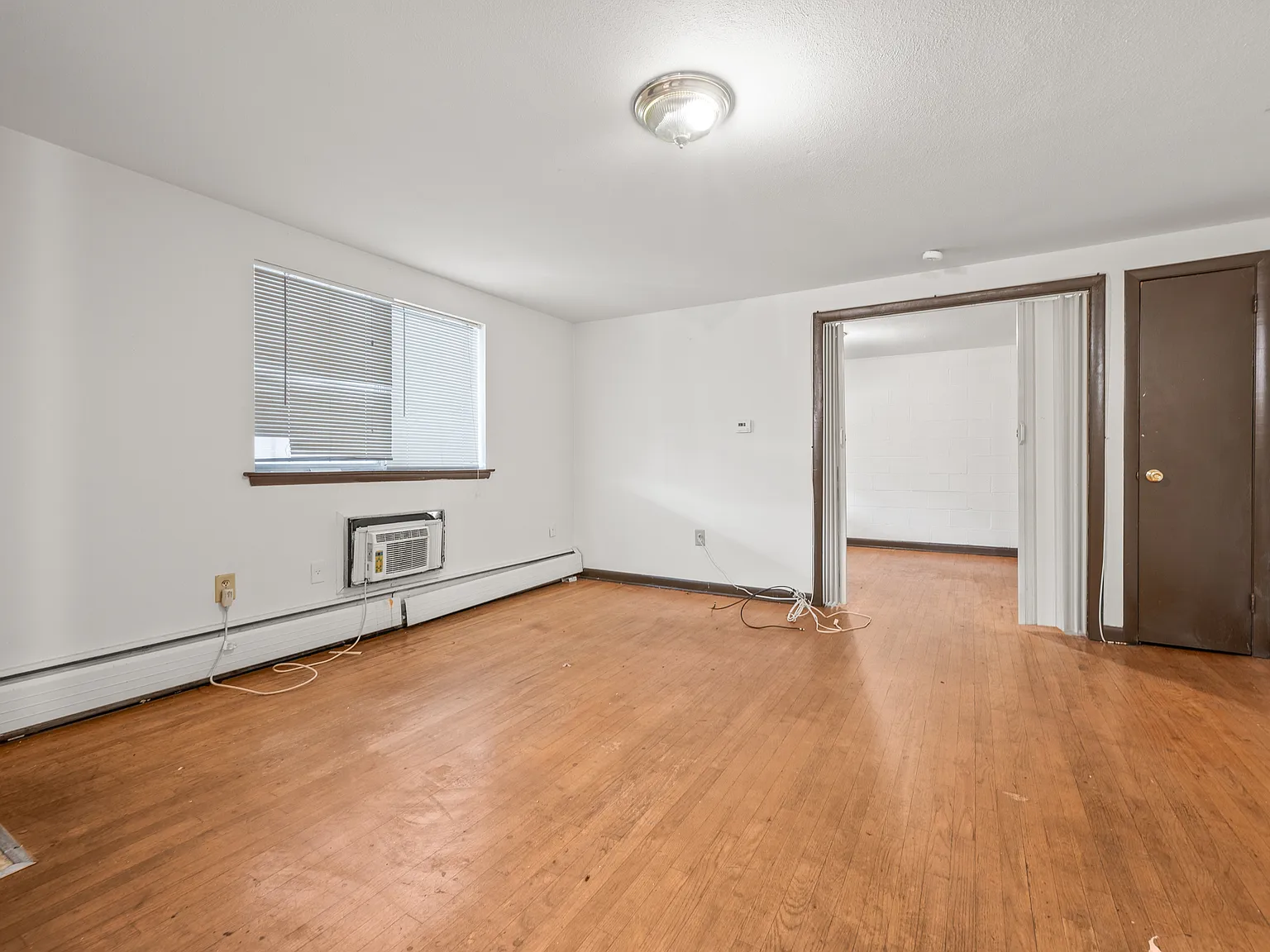 1 bed, 650 sqft, $1,200 — Photo 4