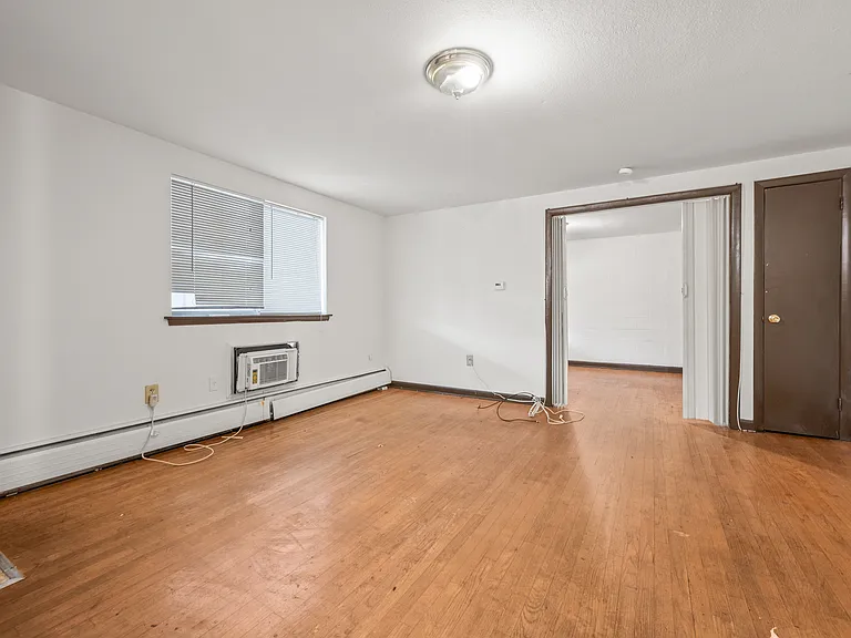 52 Church St #A7 — Photo 4