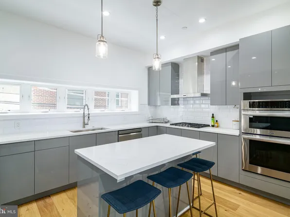 1759 N Howard St, Philadelphia, PA 19122