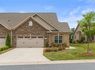 2930 York Place Dr, Walkertown, NC 27051