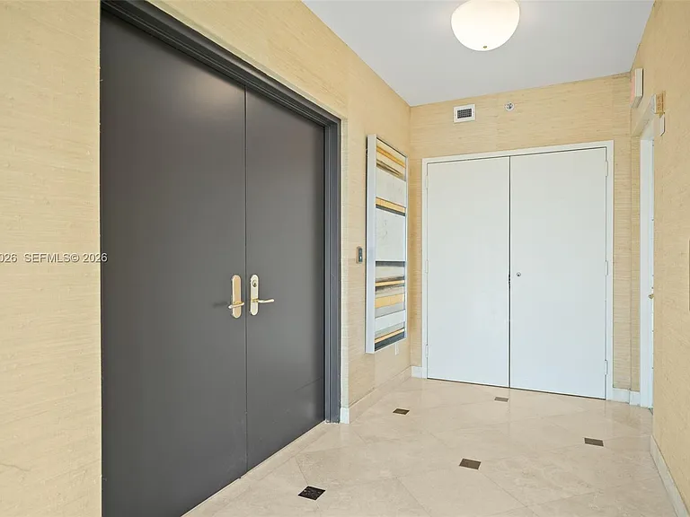 1643 Brickell Ave #702 — Photo 8