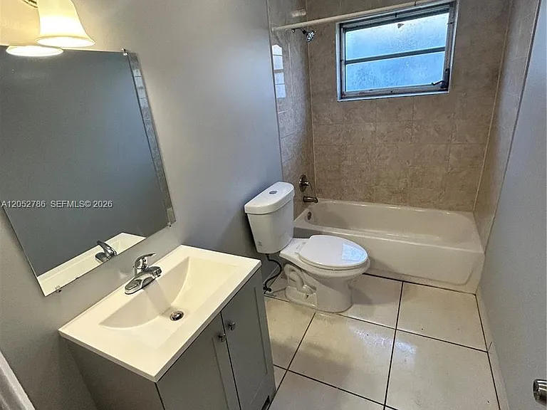 1508 NW 8th Ave #1 — Photo 11
