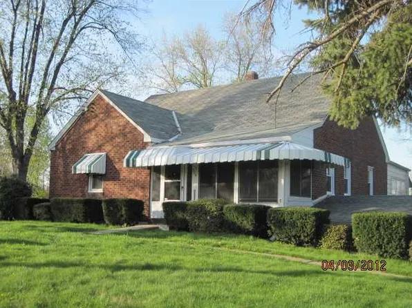 329 Wises Grove Rd, New Brighton, PA 15066