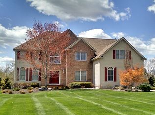 10 Deer Path, Hillsborough, NJ 08844