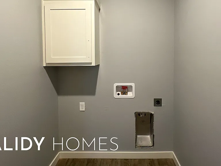 17611 Natalie Ct — Photo 13