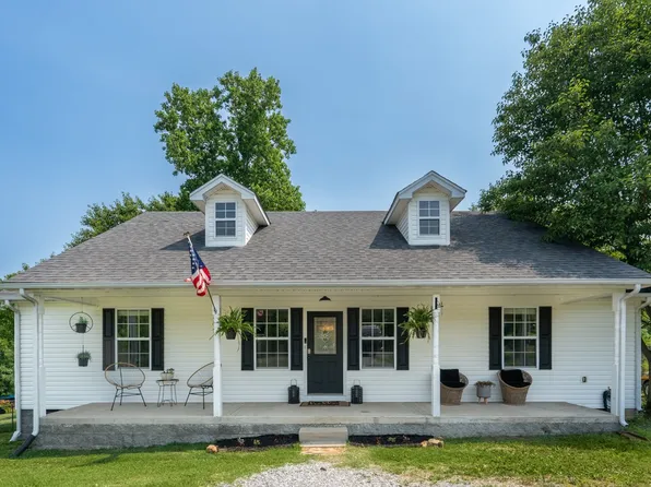 1265 Bearwallow Rd, Ashland City, TN 37015