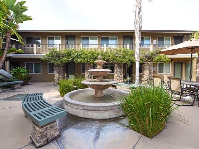 1st image of 3932 9th Ave Unit 8