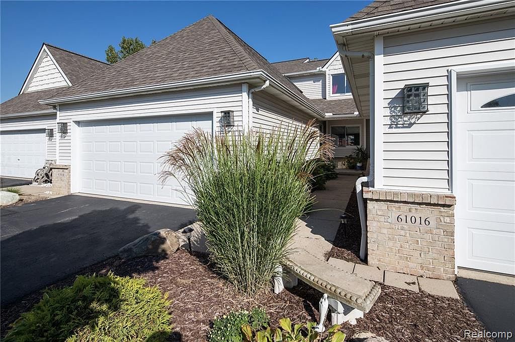 61018 Evergreen Ct 1, South Lyon, MI 48178 Zillow