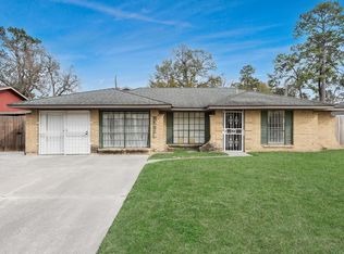 10340 Rebel Rd, Houston, TX 77016