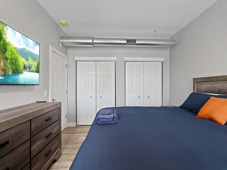 21 W 16th Street21 B02 Indianapolis #STREET21-B02 — Photo 8