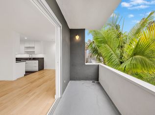 7767 Hollywood Blvd APT 301, Los Angeles, CA 90046