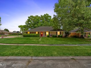 8809 Cromwell Dr, Shreveport, LA 71129