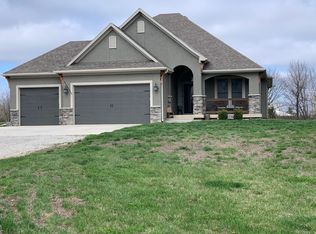 24400 E 175th St, Pleasant Hill, MO 64080