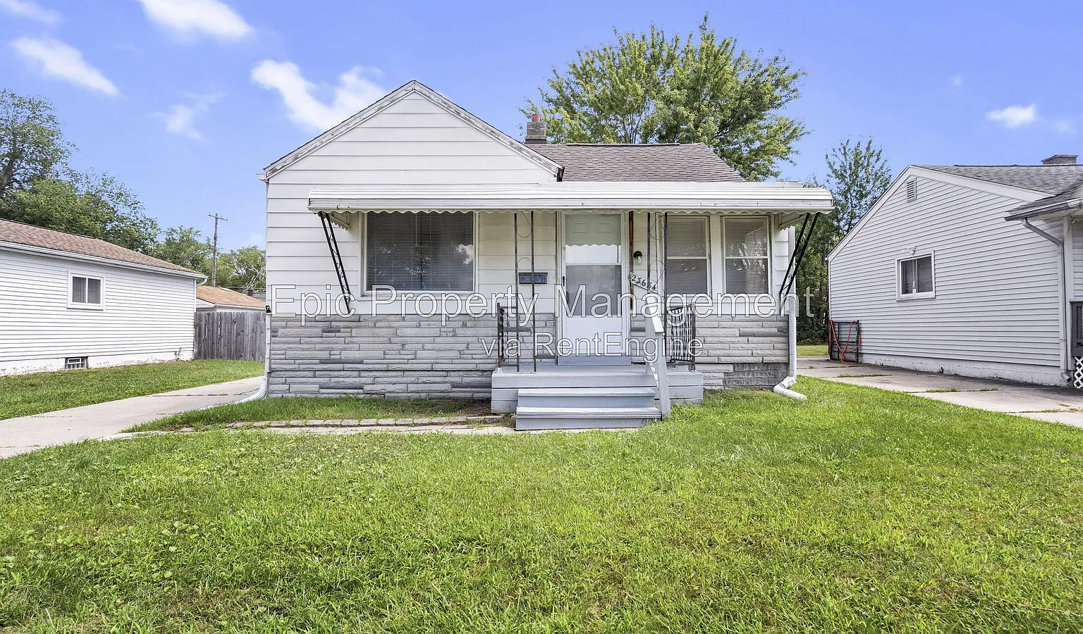 3 bed, 1.0 bath, $1,545 — Photo 1