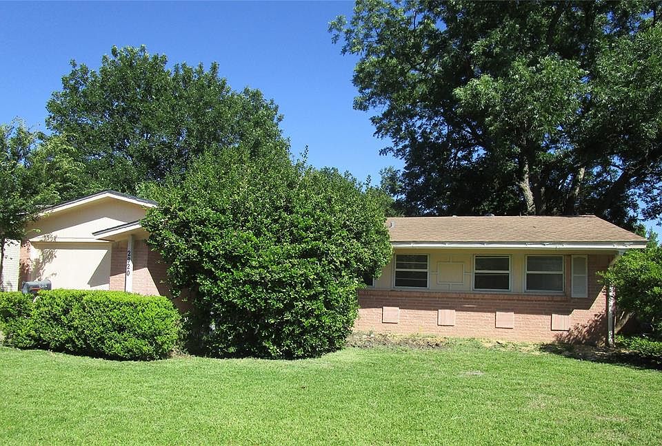 1st image of 2920 Catalina Dr
