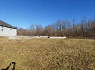 3406 NW 93rd Pl, Kansas City, MO 64154