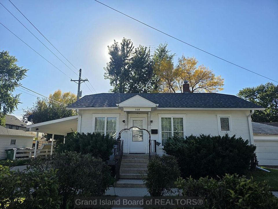 1st image of 108 S Logan St