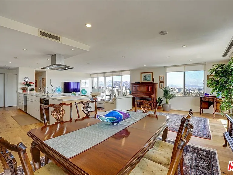 2160 Century Park E #1406 — Photo 28