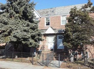 7345 52nd Dr, Maspeth, NY 11378