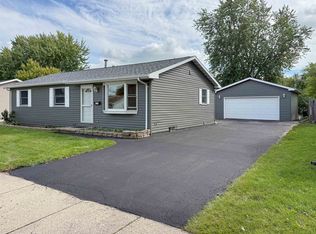 1235 E Sylvan Ave, Appleton, WI 54915