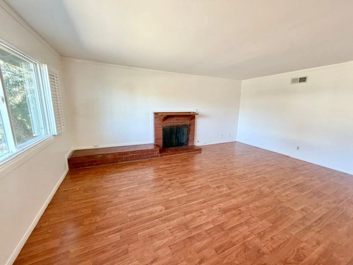 Bright 4 bedroom home in Goleta — Photo 2