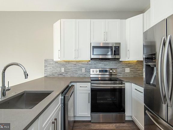 4th image of 1340-48 S 13th St #2G