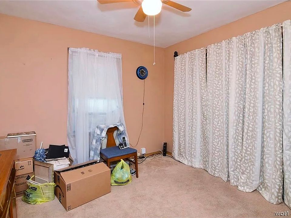 1st image of 4253 E 162nd St #1