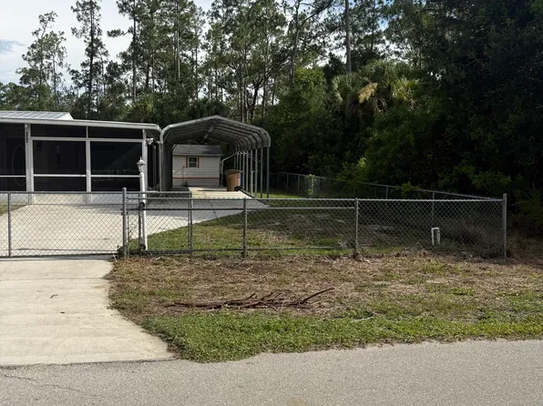 2002 E 9th St, Lehigh Acres, FL 33936