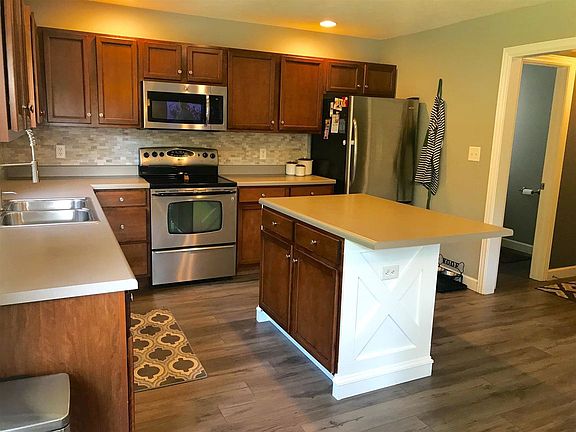 5th image of 1217 E Zinnia Dr