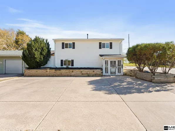 201 Westridge Ave, Bellevue, NE 68005