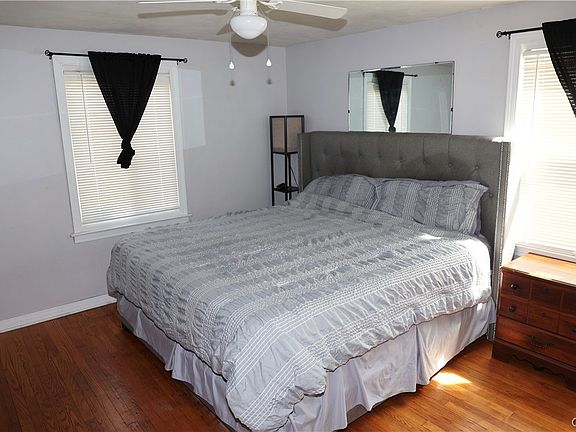 2nd image of 236 Harwood Ave
