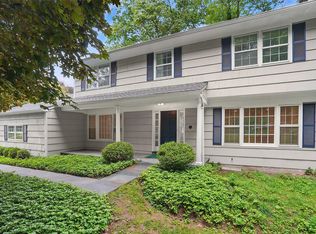 38 Appleby Dr, Bedford, NY 10506