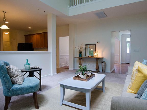 5th image of 9687 Pebble Creek Blvd