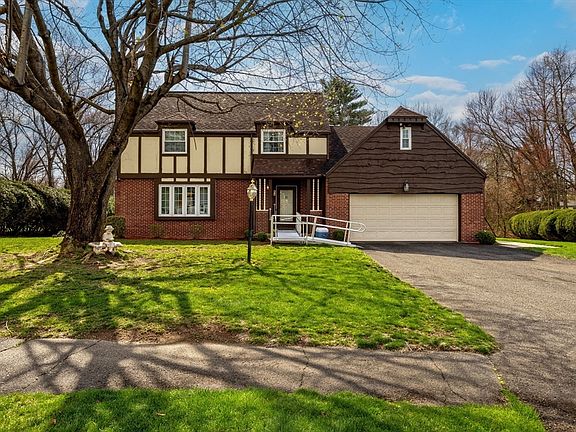 2nd image of 26 Kimberly Dr